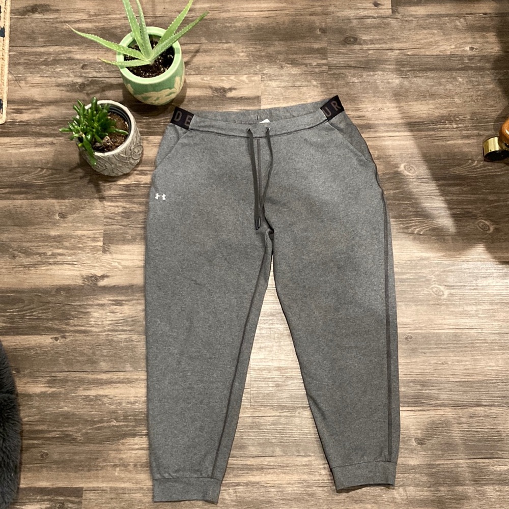 Gray under armor joggers